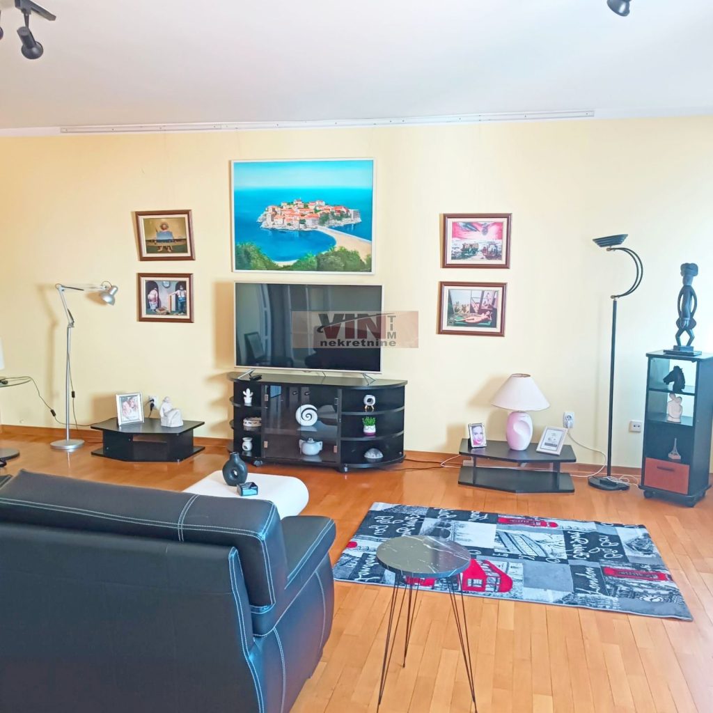 Prodaja i izdavanje stanova i nekretnina