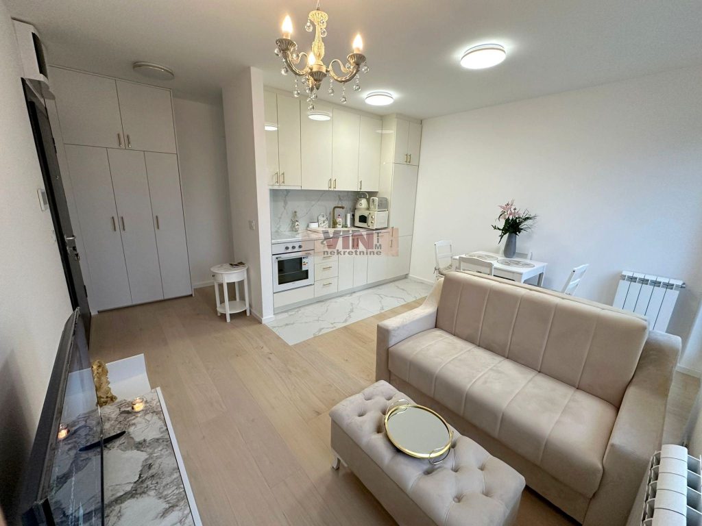 Prodaja i izdavanje stanova i nekretnina