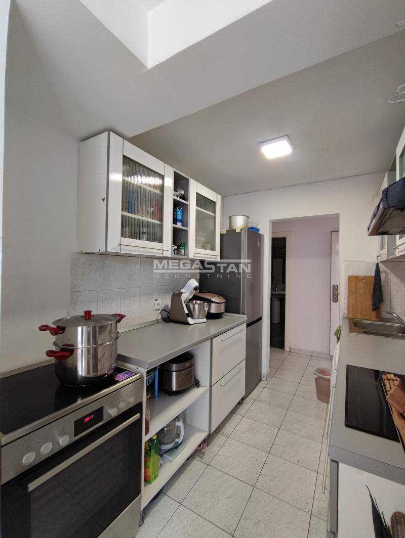 Stan Prodaja Beograd Blok 63 104 m2