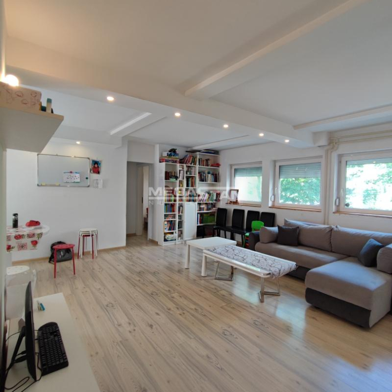 Stan Prodaja Beograd Blok 63 104 m2