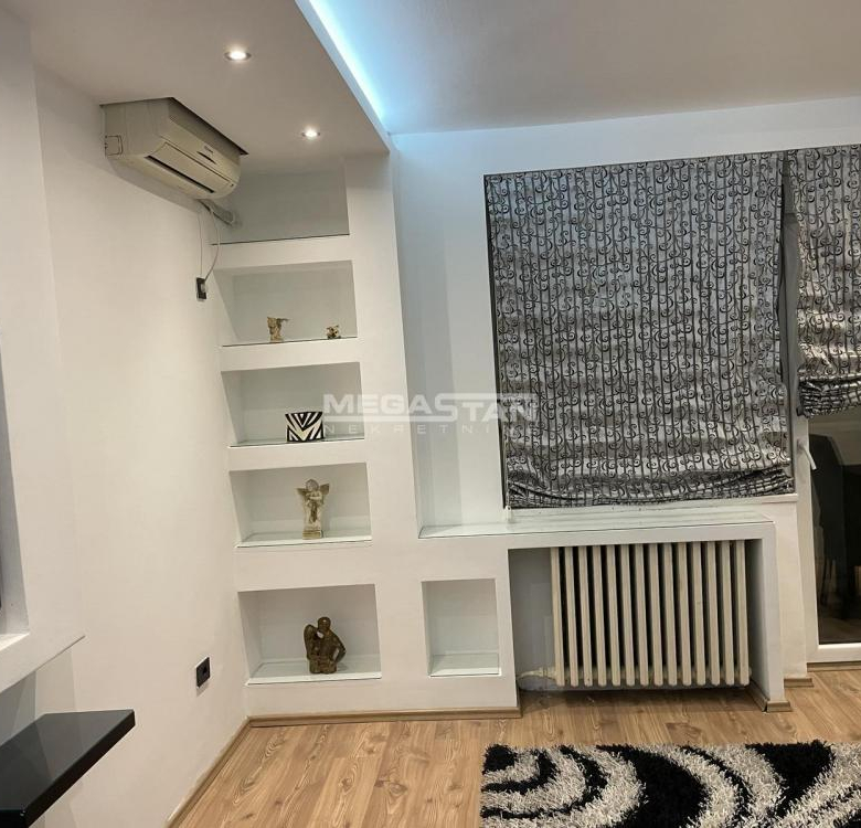 Stan Izdavanje Beograd Palata Pravde 50 m2