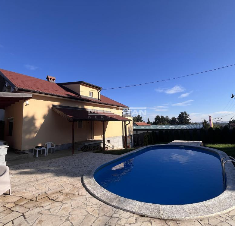 Kuća Prodaja Beograd Vrčin 184 m2