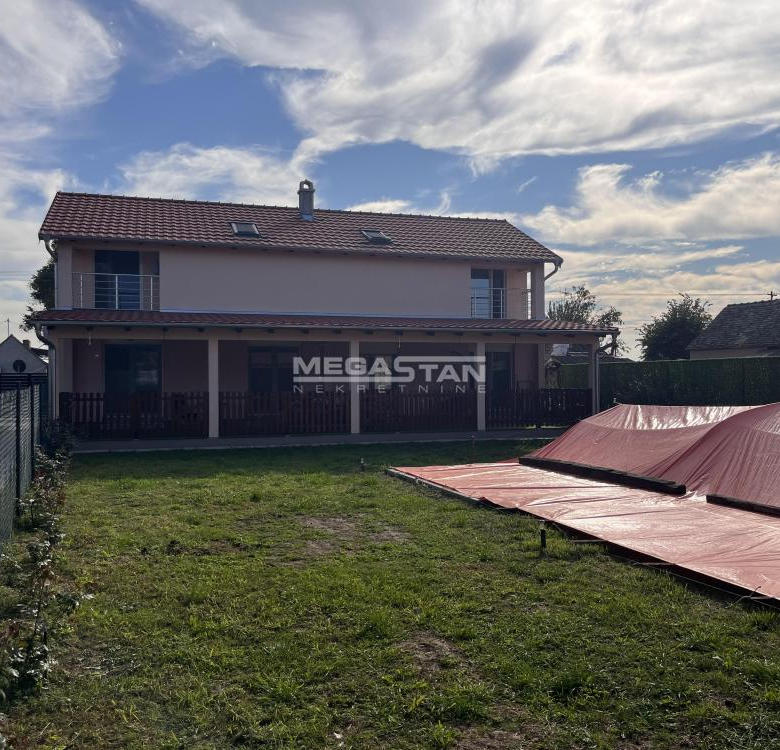 Kuća Prodaja Pećinci  145 m2