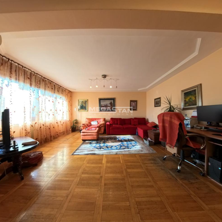 Stan Prodaja Beograd Vukov Spomenik 101 m2