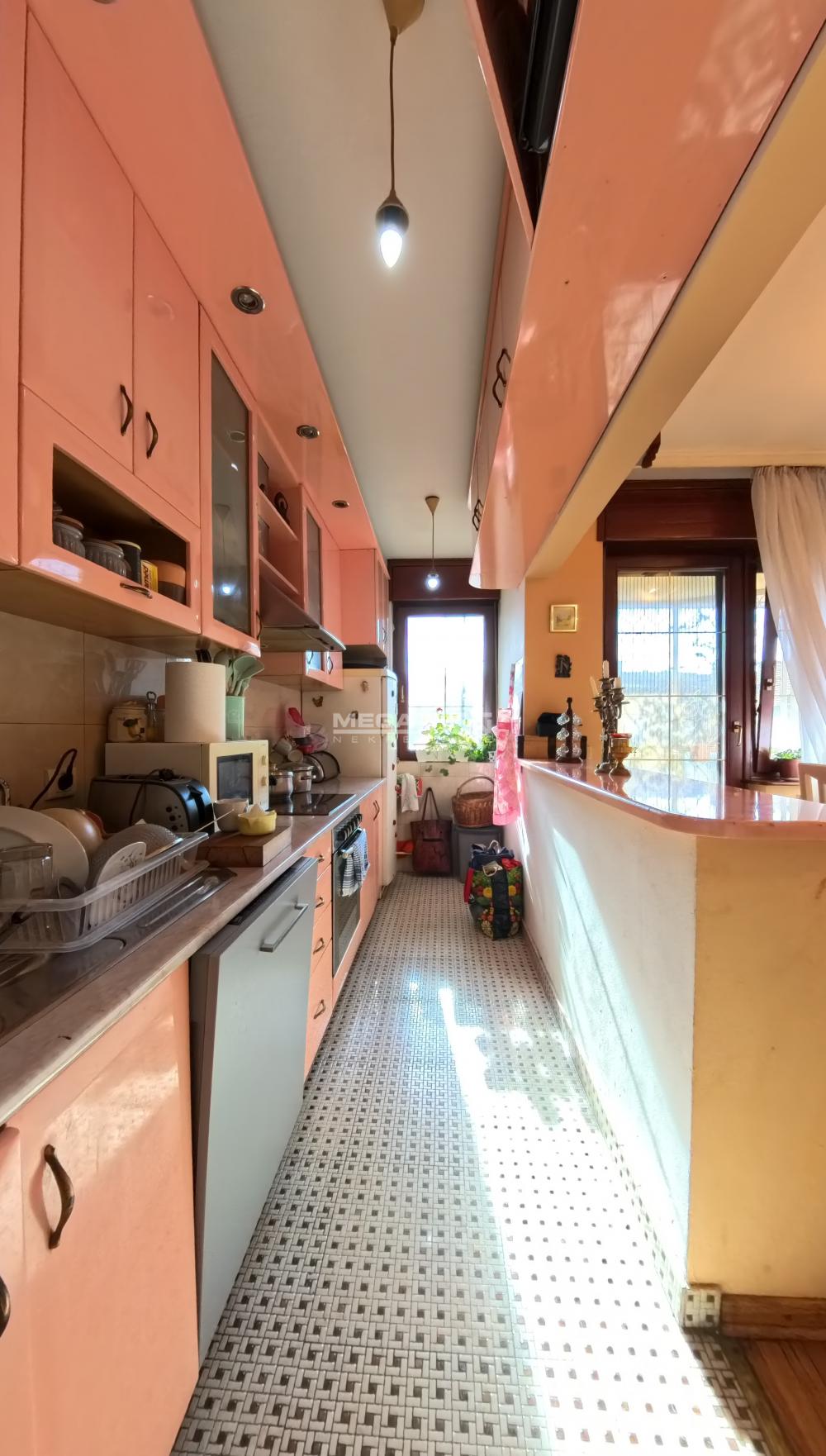 Stan Prodaja Beograd Vukov Spomenik 101 m2