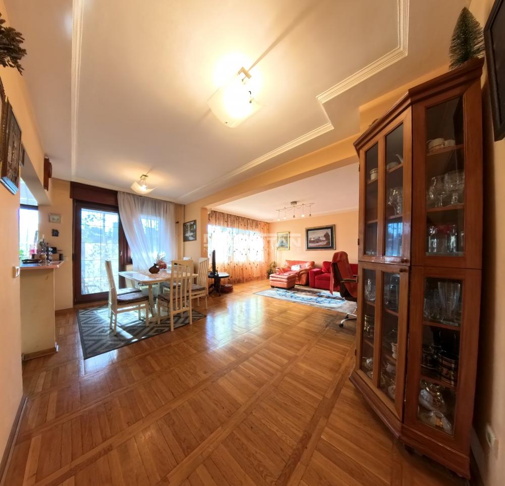 Stan Prodaja Beograd Vukov Spomenik 101 m2