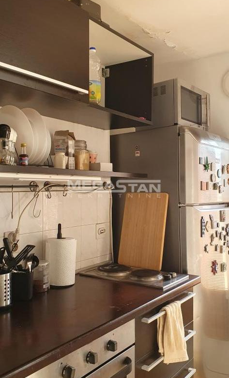 Stan Prodaja Beograd Trg Nikole Pašića 156 m2