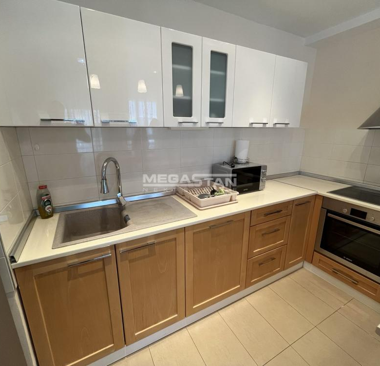Stan Prodaja Beograd Belville 106 m2