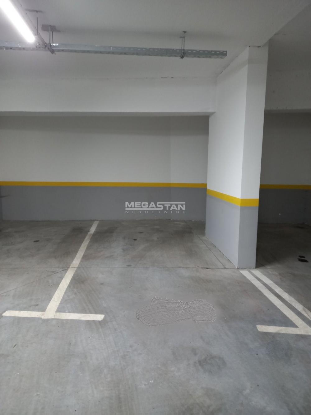 Garaža Izdavanje Beograd Gradska Bolnica 13 m2