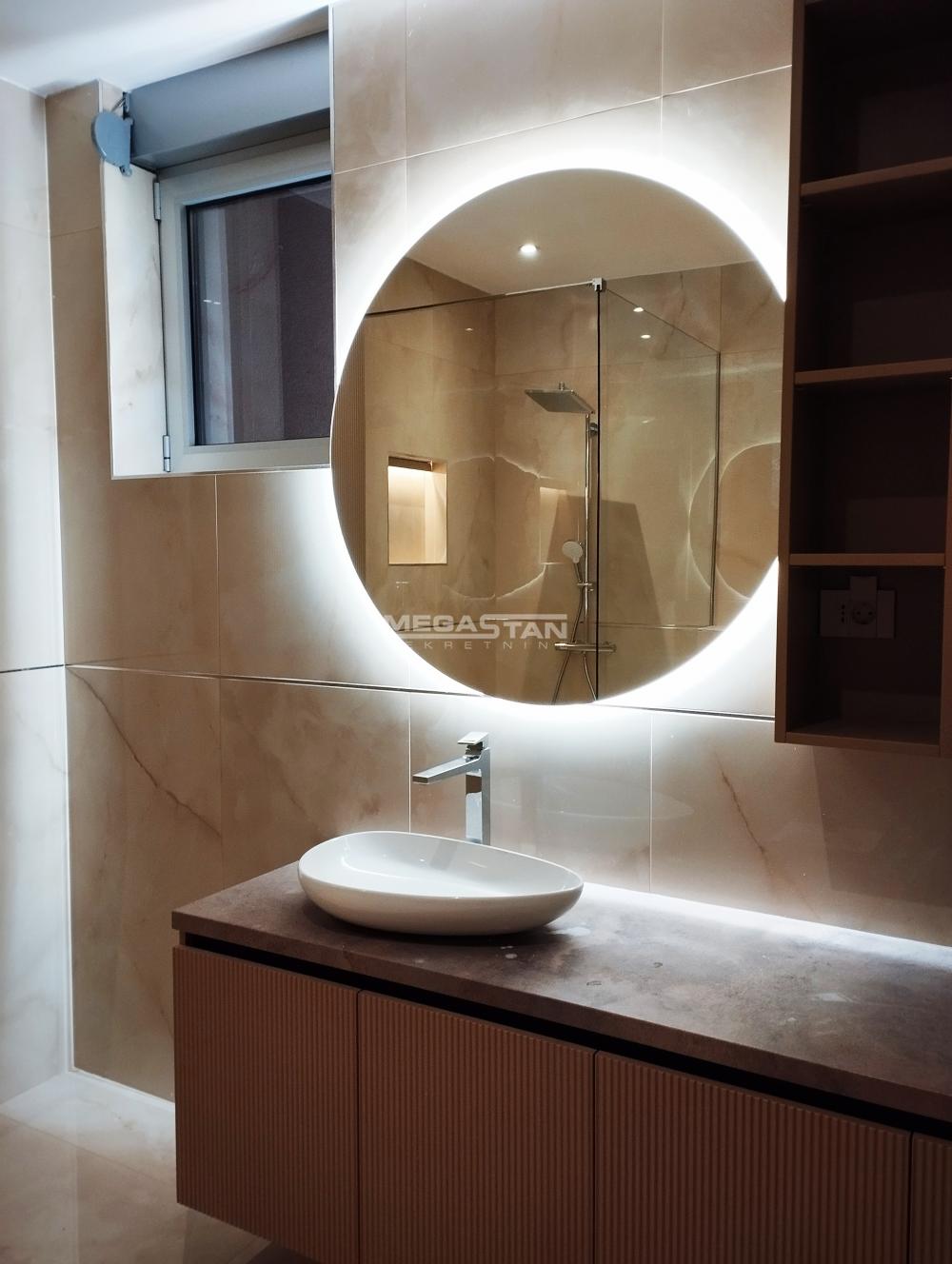 Stan Izdavanje Beograd Senjak 156 m2