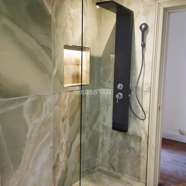 Stan Izdavanje Beograd Senjak 173 m2
