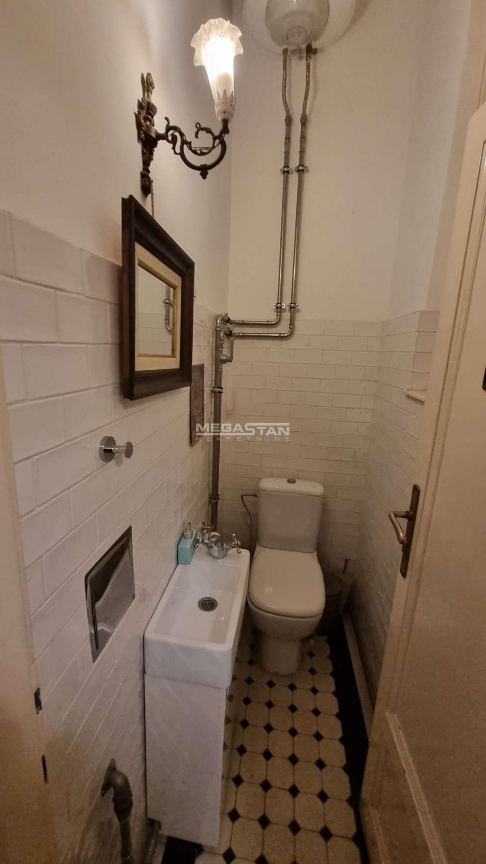 Lokal Izdavanje Beograd Lokal Izdavanje Beograd Trg Nikole Pašića 145 m2