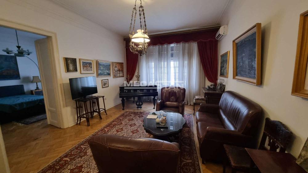 Lokal Izdavanje Beograd Lokal Izdavanje Beograd Trg Nikole Pašića 145 m2