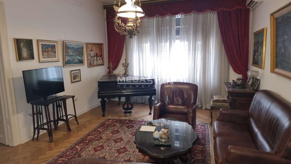 Lokal Izdavanje Beograd Lokal Izdavanje Beograd Trg Nikole Pašića 145 m2