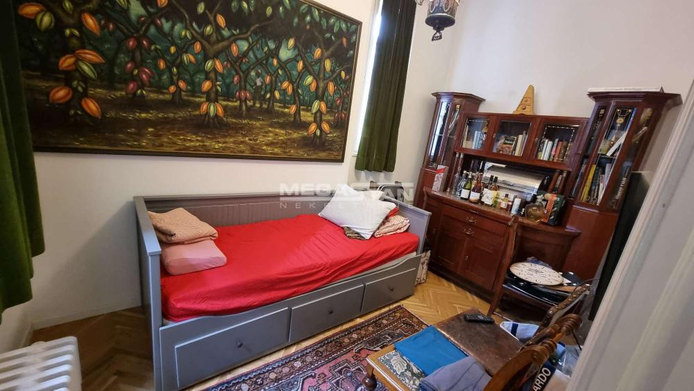 Lokal Izdavanje Beograd Lokal Izdavanje Beograd Trg Nikole Pašića 145 m2
