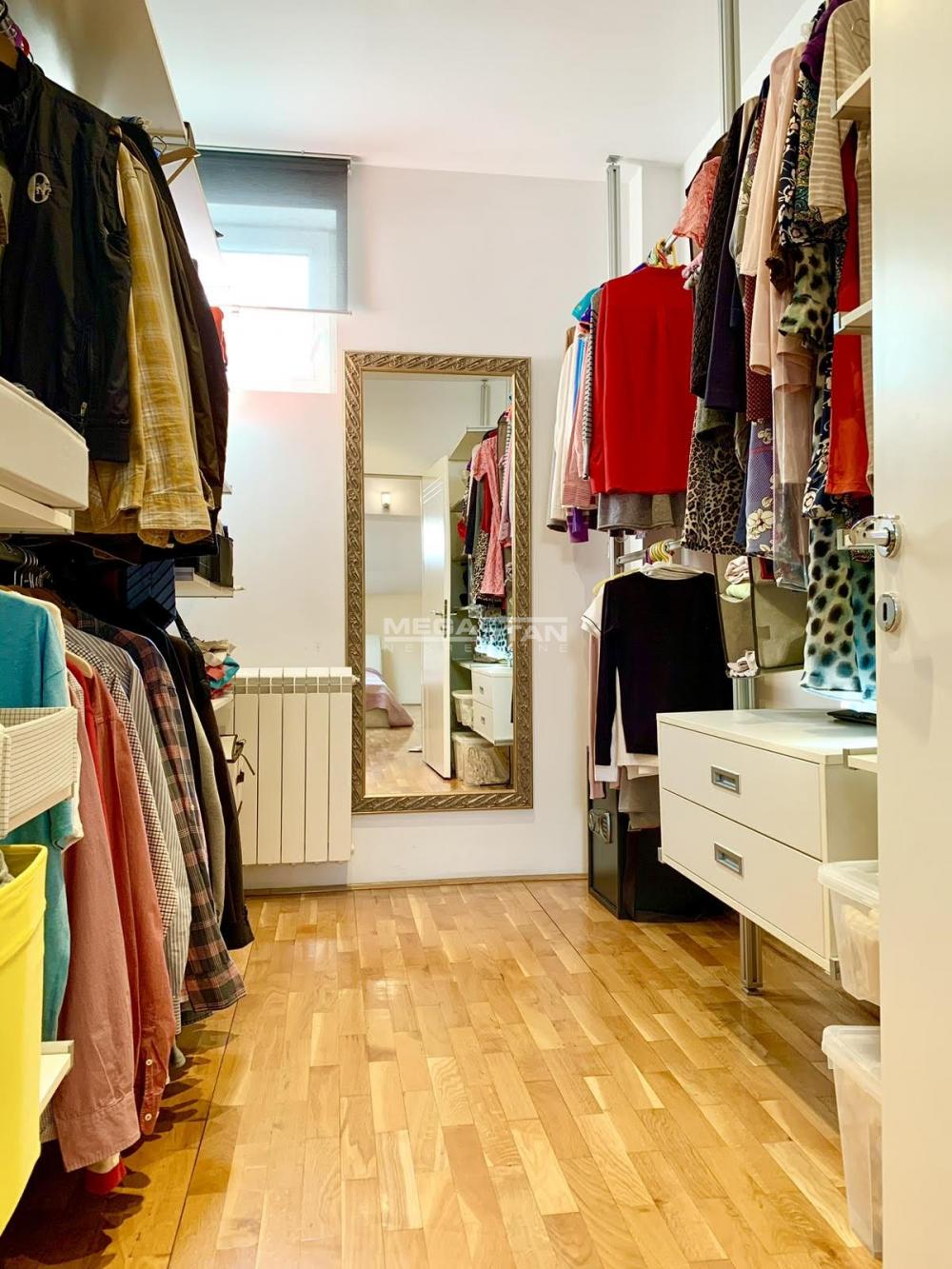 Stan Prodaja Beograd Stan Prodaja Beograd Đeram Pijaca 157 m2