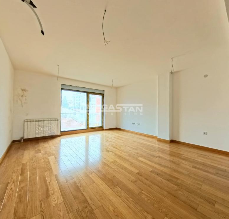 Stan Prodaja Beograd Autokomanda 144 m2