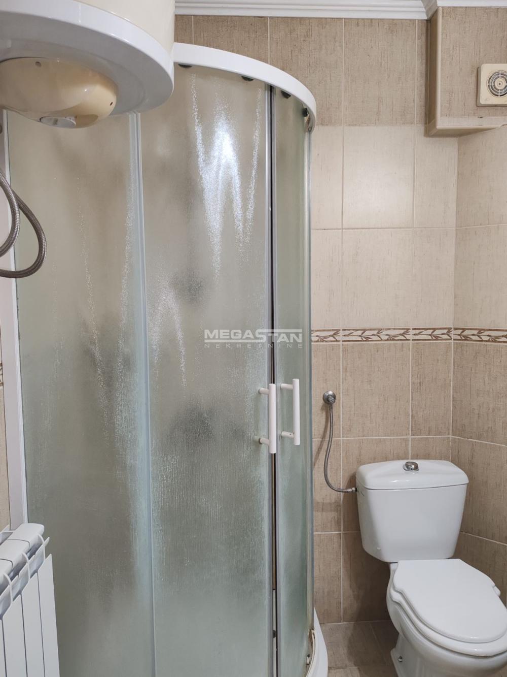 Kuća Prodaja Pančevo  345 m2