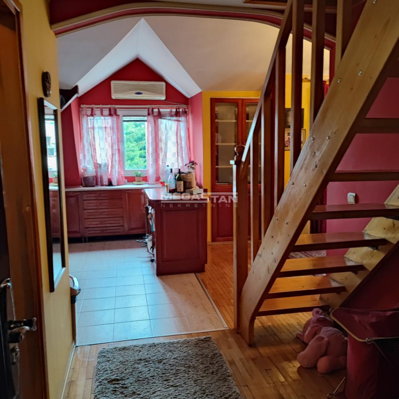 Stan Prodaja Beograd Karaburma 74 m2