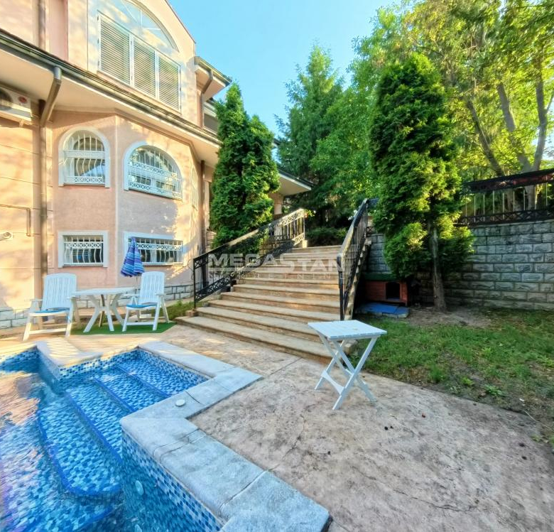 Kuća Prodaja Beograd Dedinje 600 m2