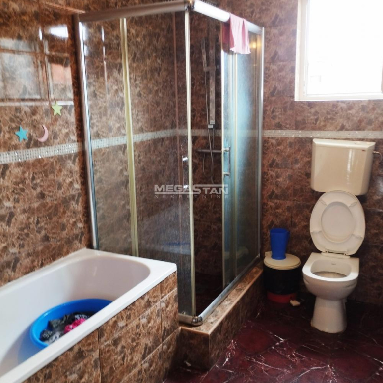 Kuća Prodaja Beograd Krnjača 291 m2