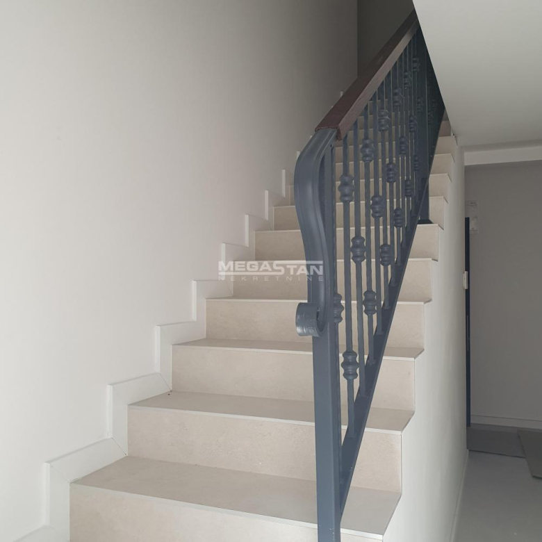 Stan Prodaja Beograd Dorćol Donji 189 m2