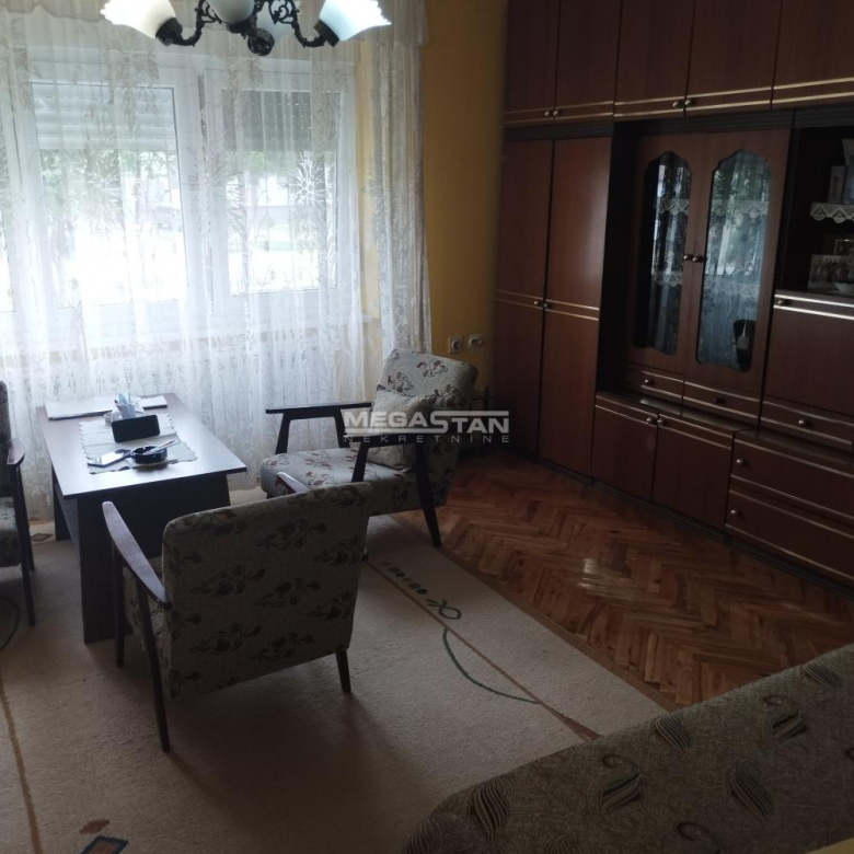 Kuća Prodaja Kovačica  220 m2