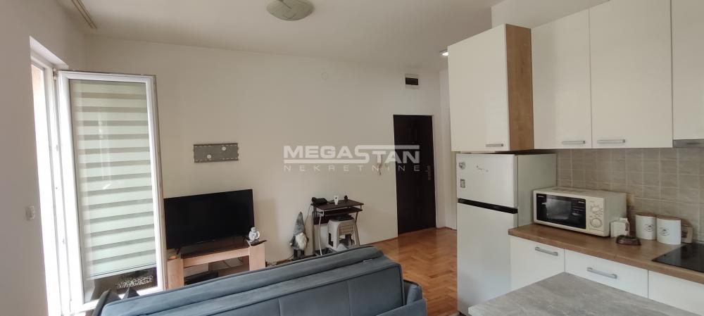 Stan Prodaja Beograd Karaburma 40 m2