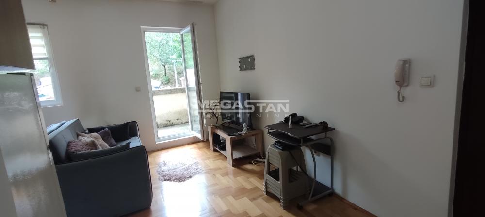Stan Prodaja Beograd Karaburma 40 m2