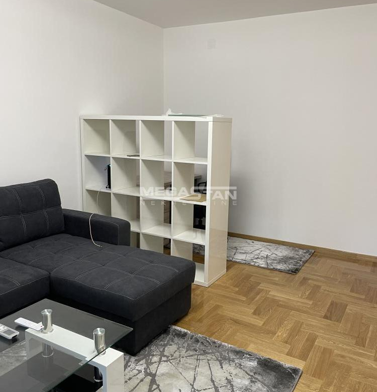 Stan Izdavanje Beograd Slavija 56 m2