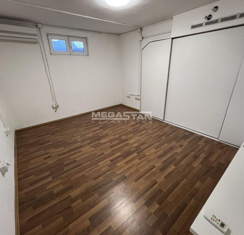 2.5 Beograd na vodi, renoviran.
