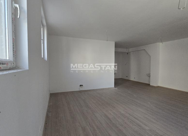Lokal Izdavanje Beograd Mirijevo 240 m2