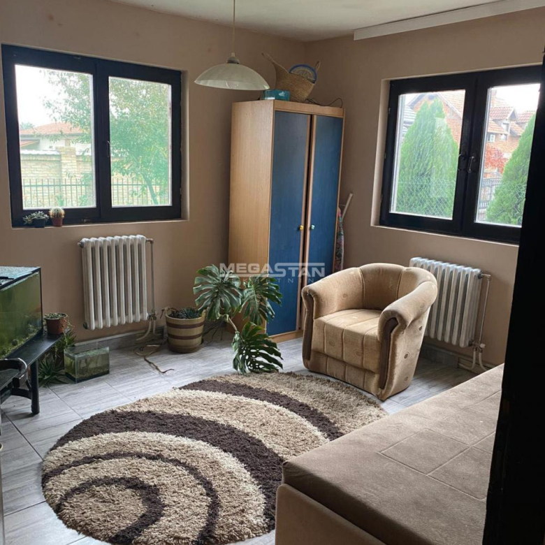 Kuća Prodaja Pančevo  209 m2