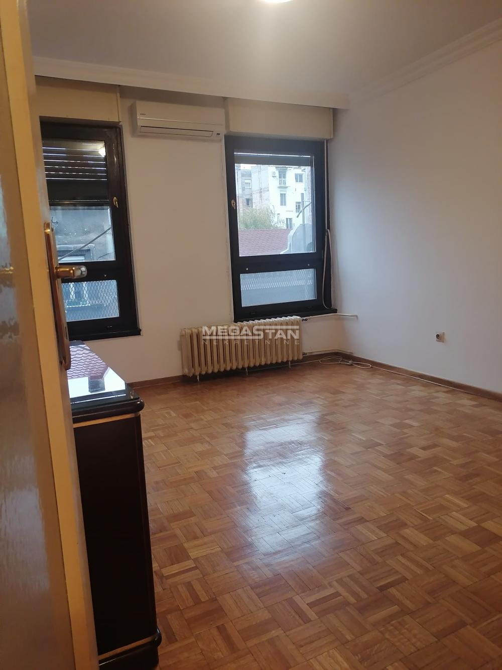 Stan Izdavanje Beograd Stan Izdavanje Beograd Kalenić Pijaca 115 m2