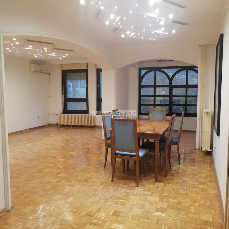 Stan Izdavanje Beograd Kalenić Pijaca 115 m2