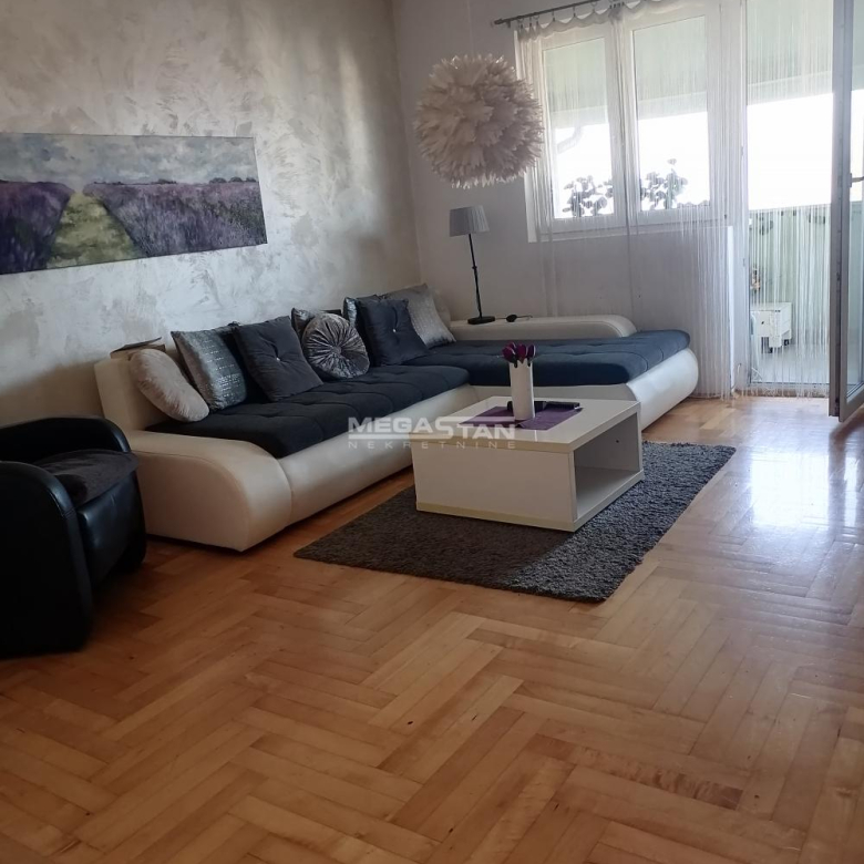 Stan Prodaja Beograd Karaburma 80 m2