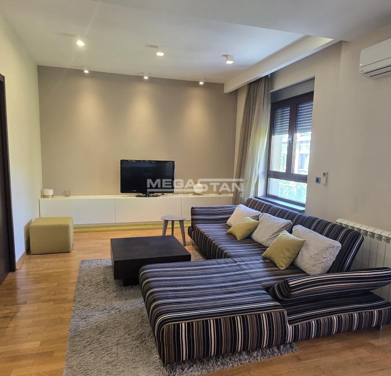 Stan Prodaja Beograd Crveni Krst 160 m2