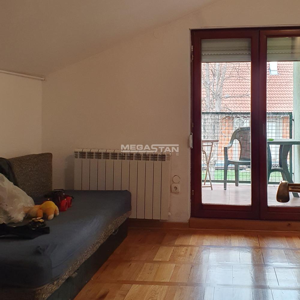 Kuća Prodaja Beograd Kuća Prodaja Beograd Učiteljsko Naselje 84 m2