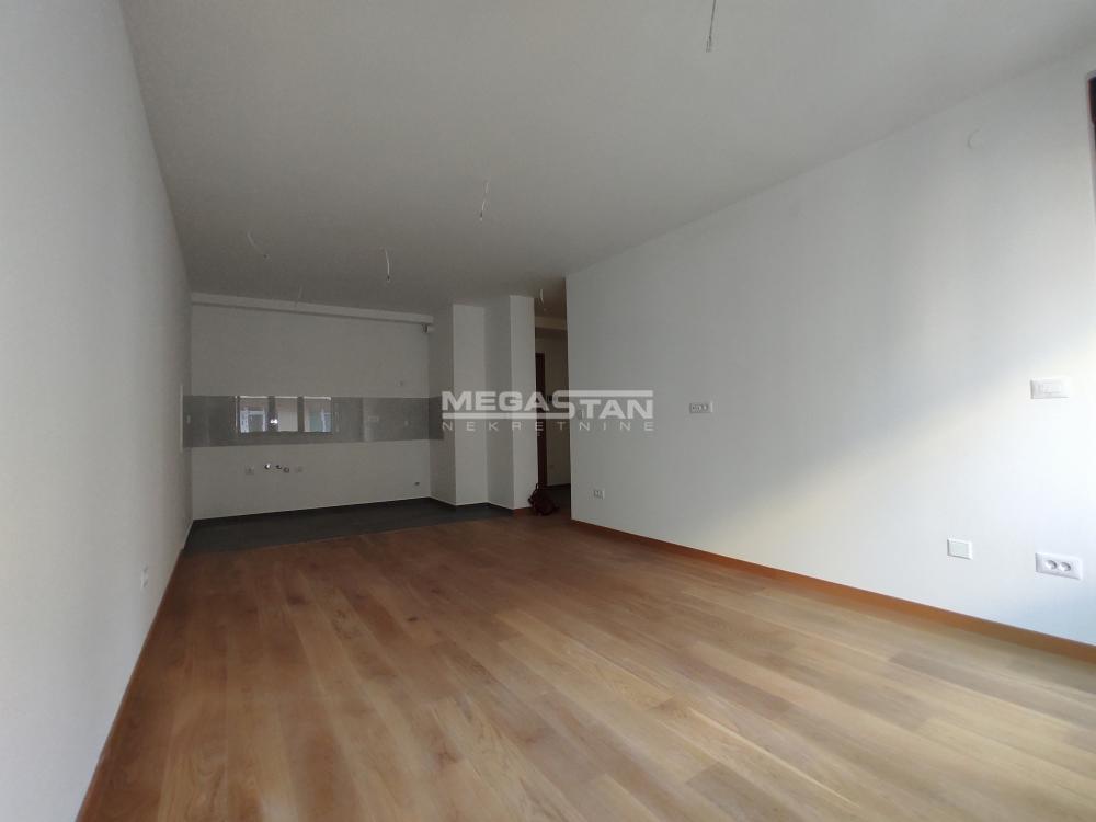Stan Prodaja Beograd Saobraćajni Fakultet 70 m2
