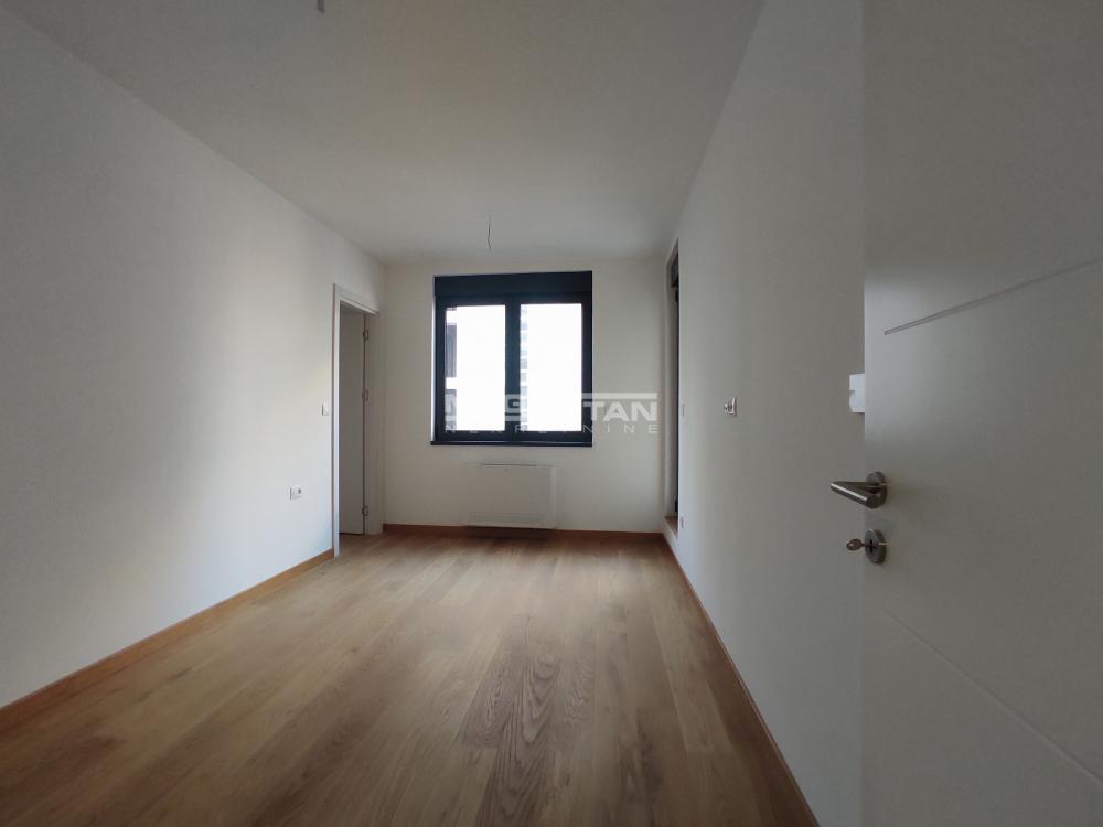 Stan Prodaja Beograd Saobraćajni Fakultet 70 m2