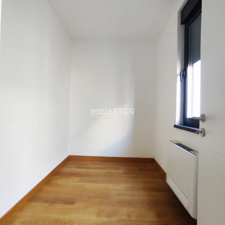 Stan Prodaja Beograd Saobraćajni Fakultet 70 m2