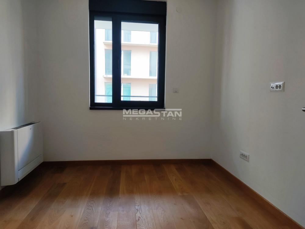 Stan Prodaja Beograd Saobraćajni Fakultet 70 m2