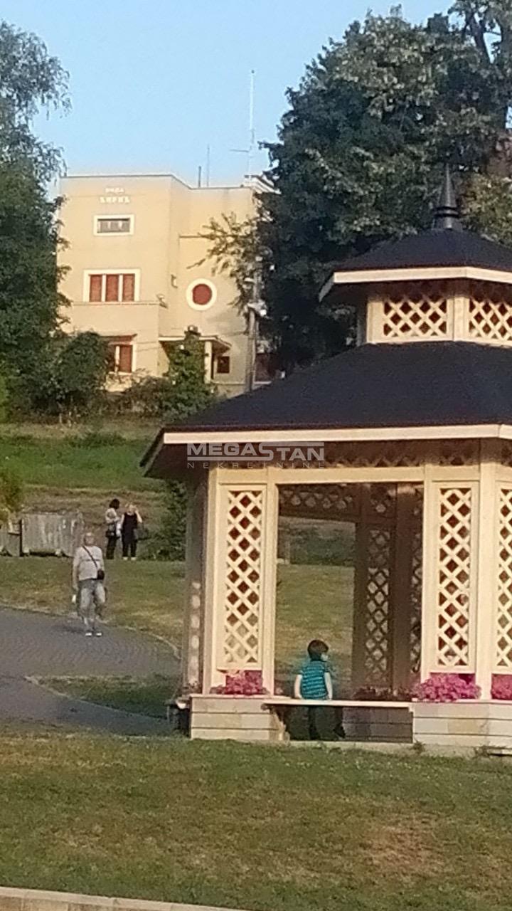 Kuća Prodaja Vrnjačka Banja  196 m2