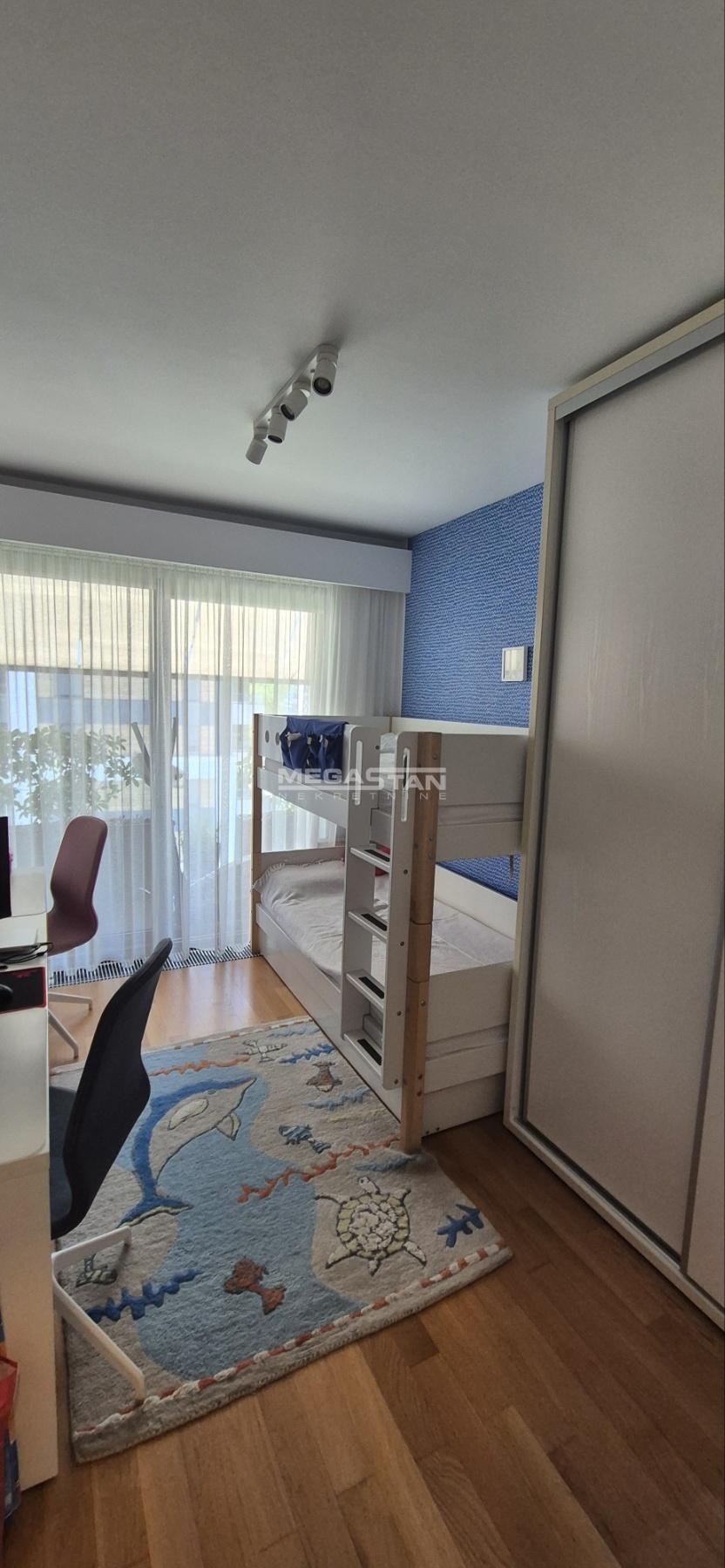 Stan Prodaja Beograd Blok 65 83 m2