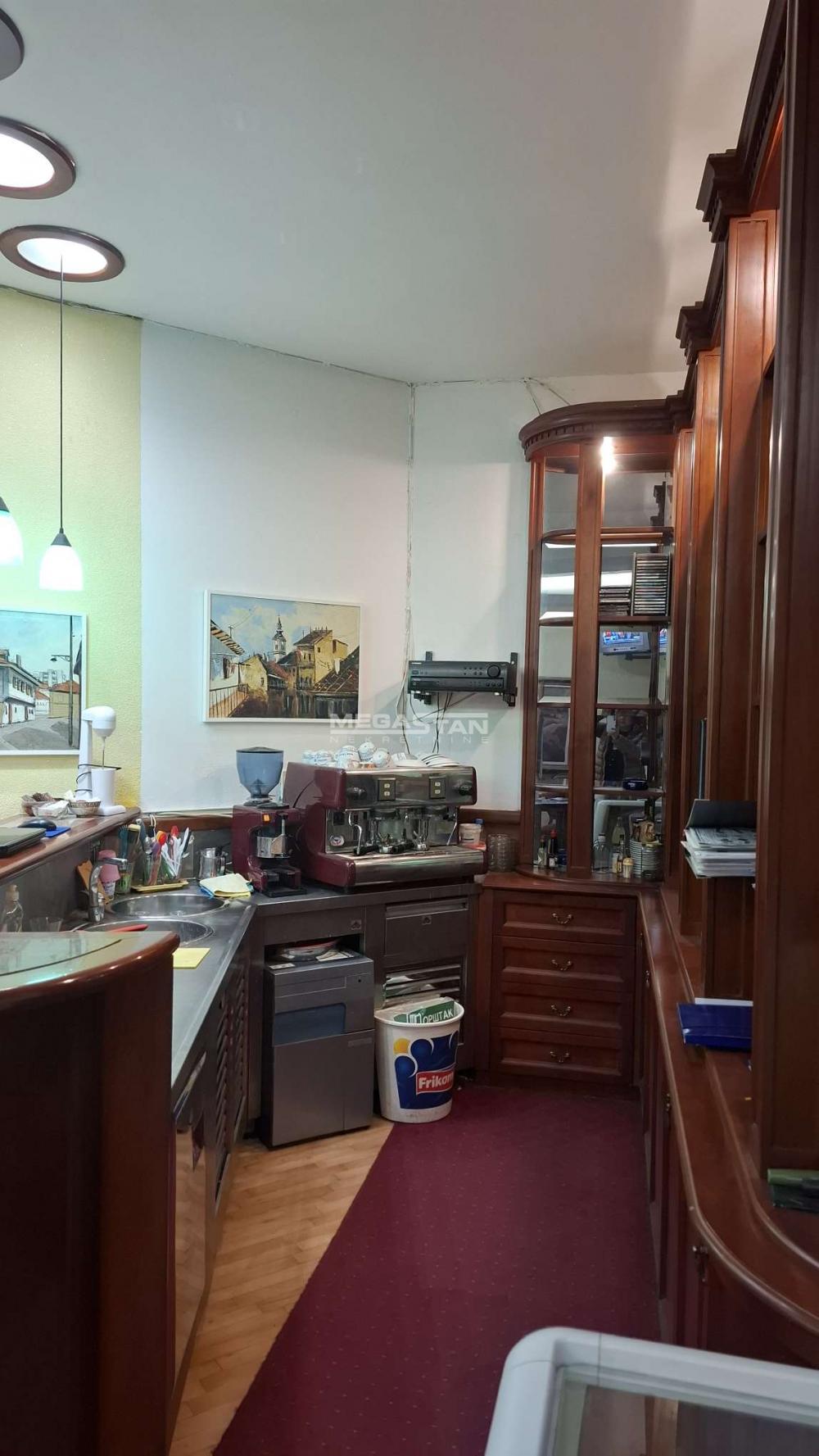 Lokal Prodaja Beograd Lokal Prodaja Beograd Blok 12 77 m2