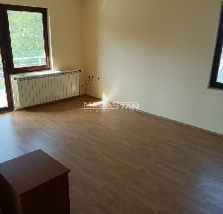 Kuća Prodaja Beograd Trbušnica 191 m2