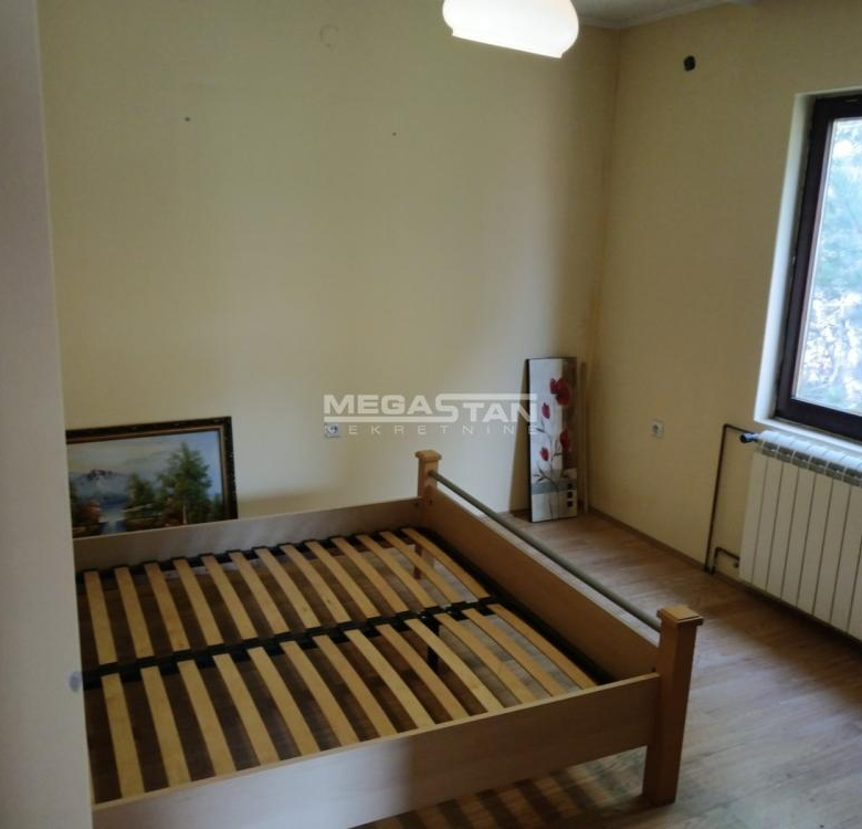 Kuća Prodaja Beograd Trbušnica 191 m2