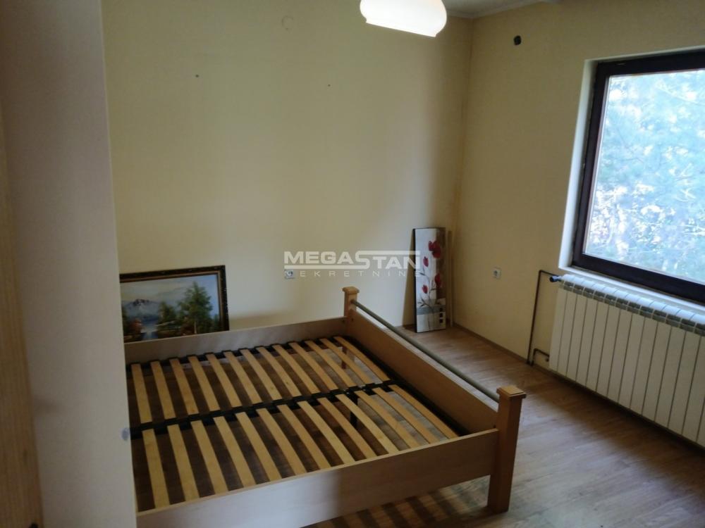 Kuća Prodaja Beograd Trbušnica 191 m2