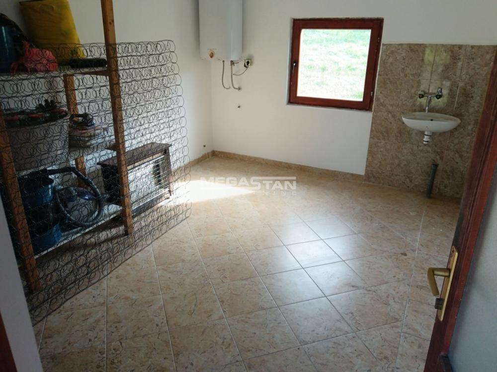 Kuća Prodaja Beograd Trbušnica 191 m2