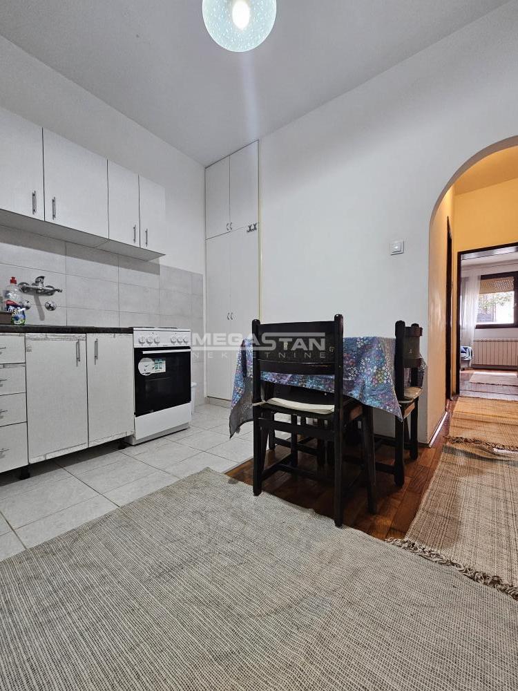 Stan Izdavanje Beograd Stan Izdavanje Beograd Đeram Pijaca 30 m2